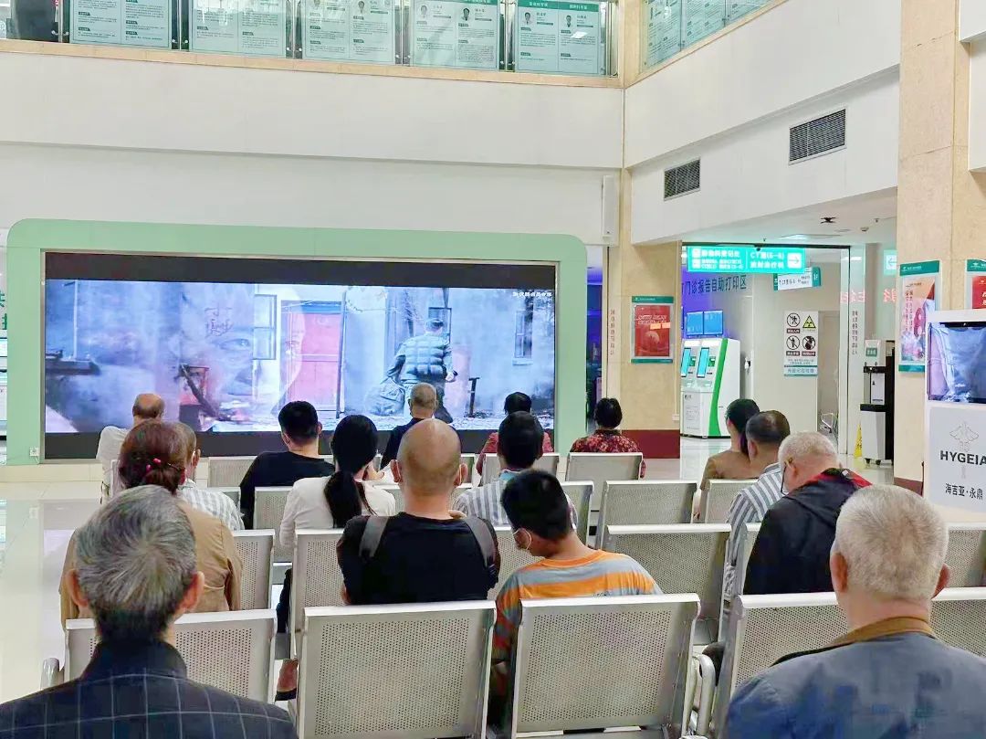 永鼎拥军丨山河虽无恙，吾辈当自强——我院组织观影《战狼》（第19期）