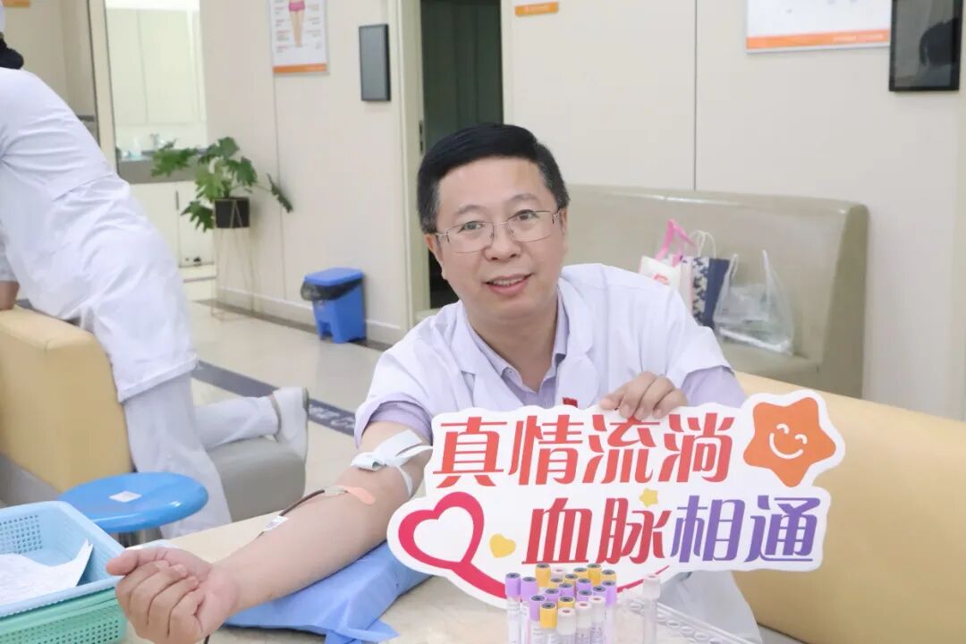 向医者致敬！苏州永鼎医院开展无偿献血活动，献礼中国医师节